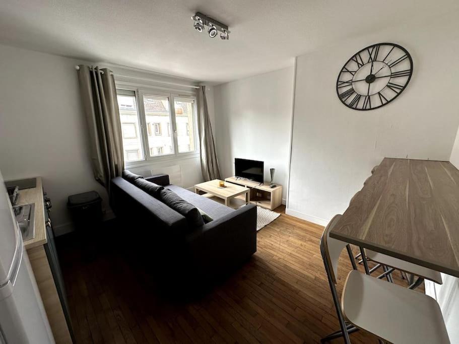 Apartament Francois Mitterand 1 Elbeuf Zewnętrze zdjęcie